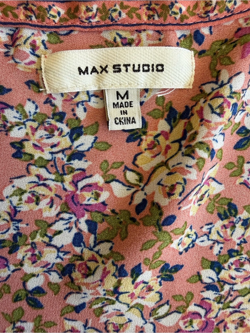 Max Studio Floral Print Blouse - Picture 2 of 6
